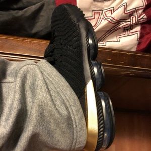 Meet your Posher, Armondo